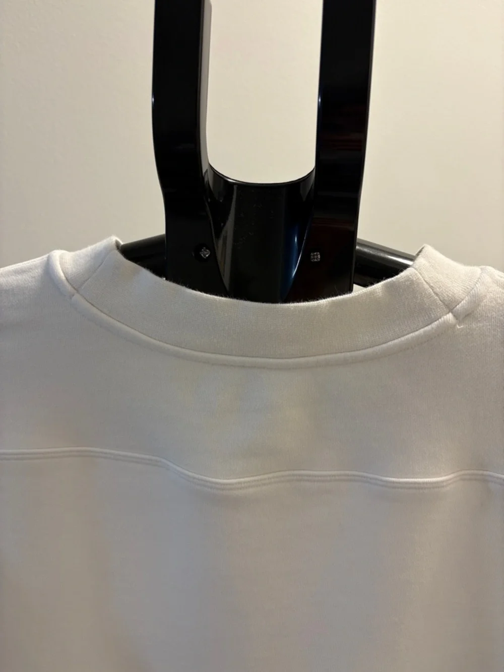 Lululemon Perfectly Oversized Graphic Crewneck ~ Best for Size 8 ~ White
